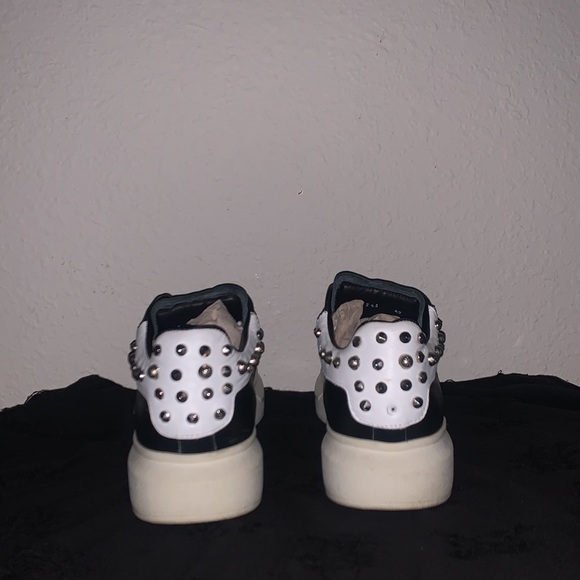 ALEXANDER McQUEEN,SNEAKERS HARRODS BLACK & WHITE - Picture 2 of 6